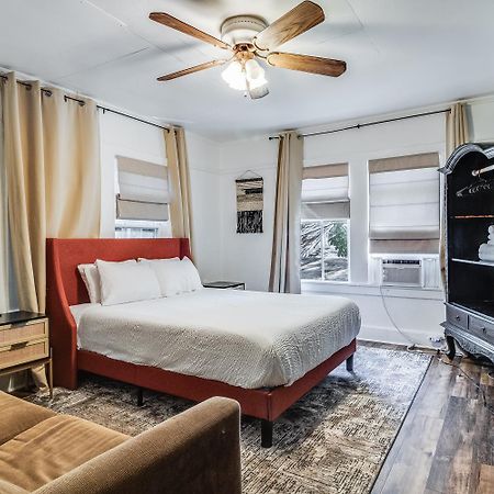 Lafayette At Your Doorstep, Private Rm Екстер'єр фото