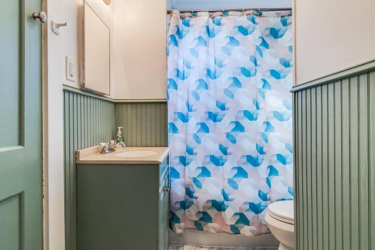 Lafayette At Your Doorstep, Private Rm Екстер'єр фото